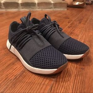 Women’s Under Armour Breathe Lace Sneakers
